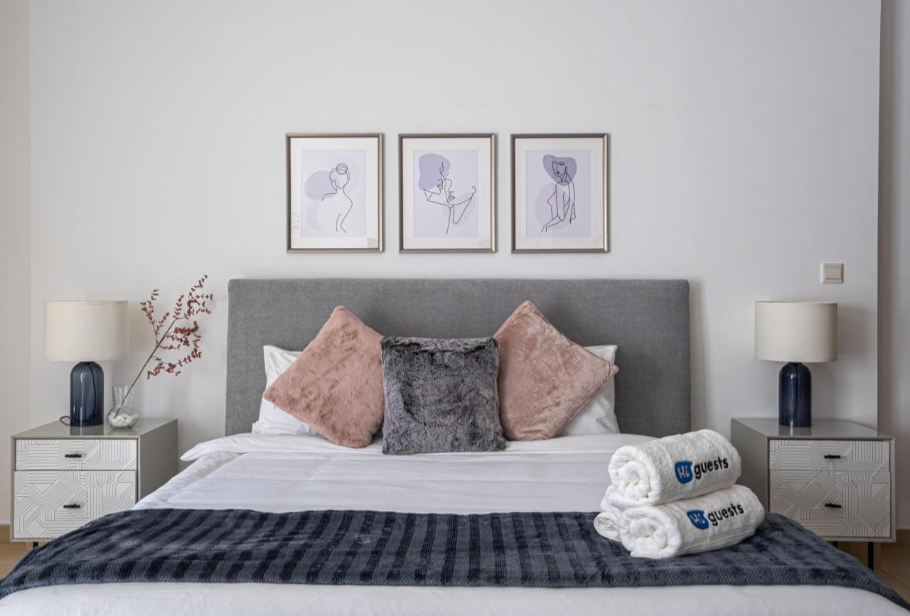 Higuests - Charming Studio With Balcony, Minutes To The