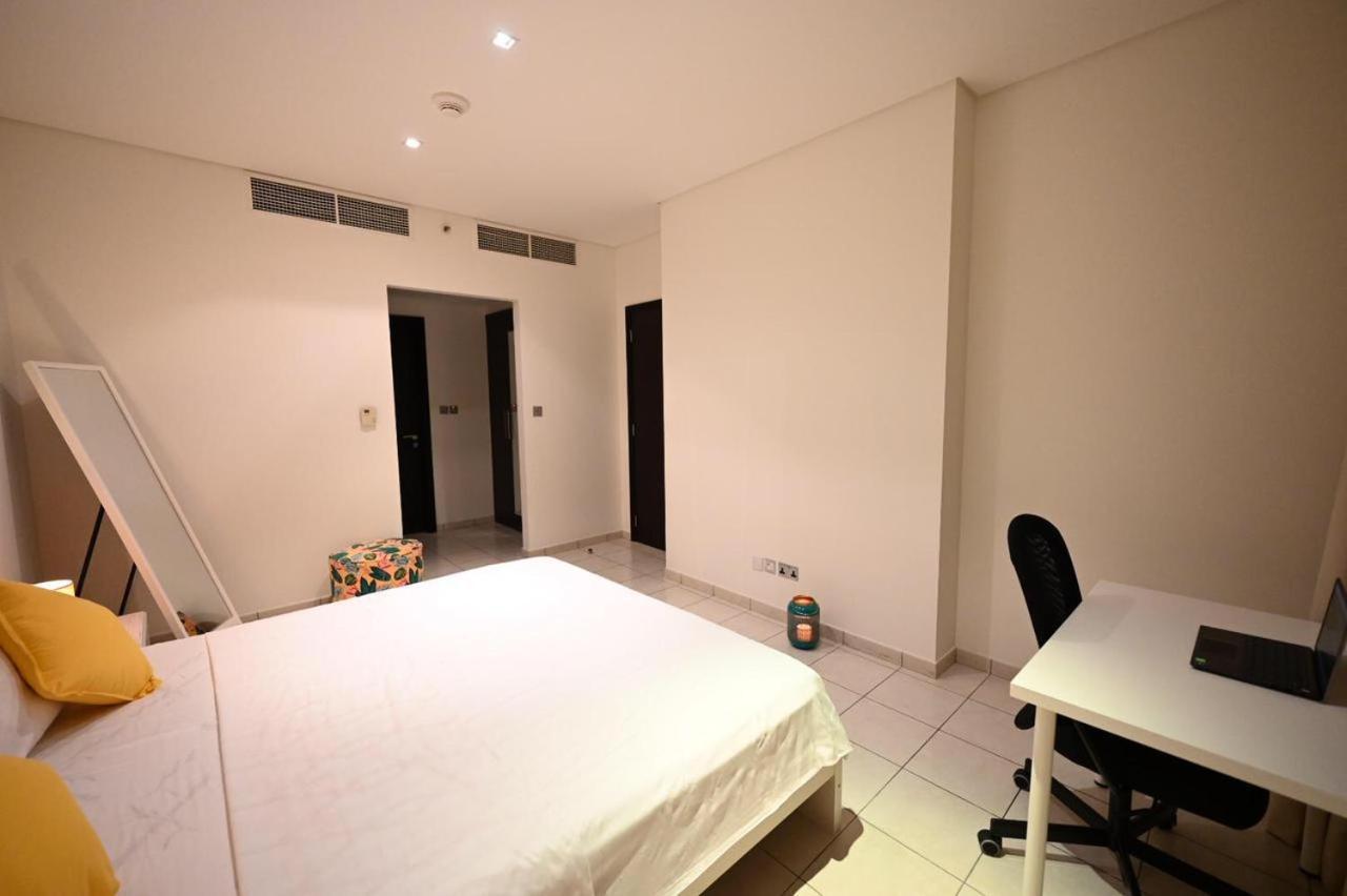 Apartment Brand New Furniture. Close To The World Trade Center. Dubai