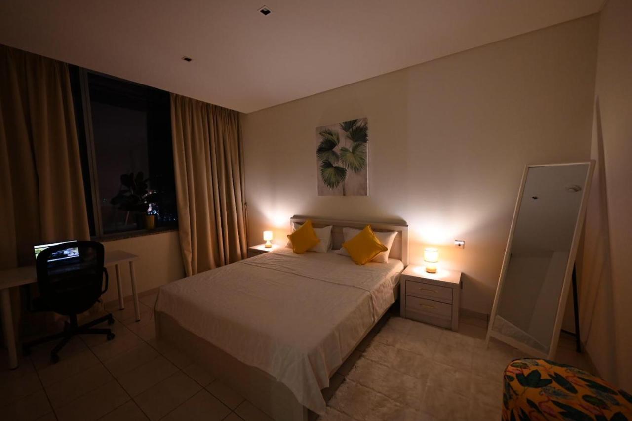 Apartment Brand New Furniture. Close To The World Trade Center. Dubai
