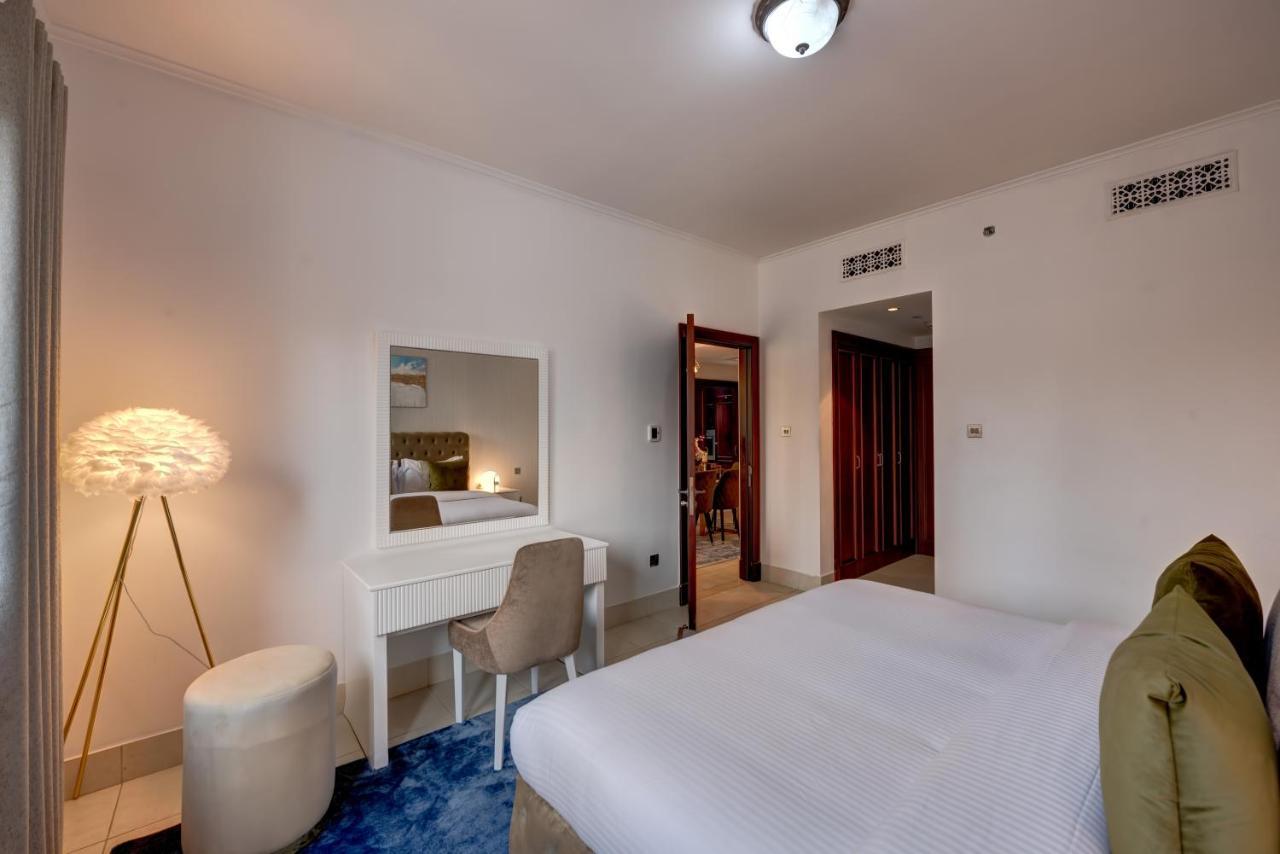 Daire Durrani Homes - Supreme 2br With Burj Khalifa Panorama Besides Mall *
