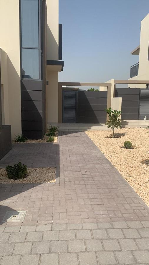 5 Bedroom - Hills