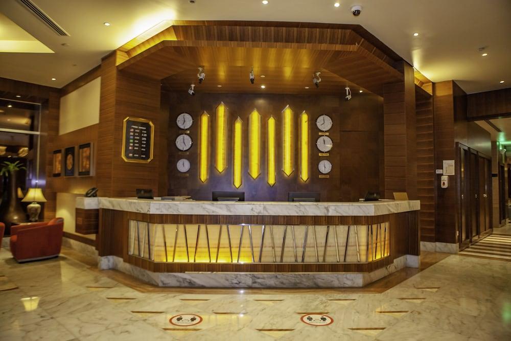 Hotel By Marriott Sheikh Zayed Road, Dubai
