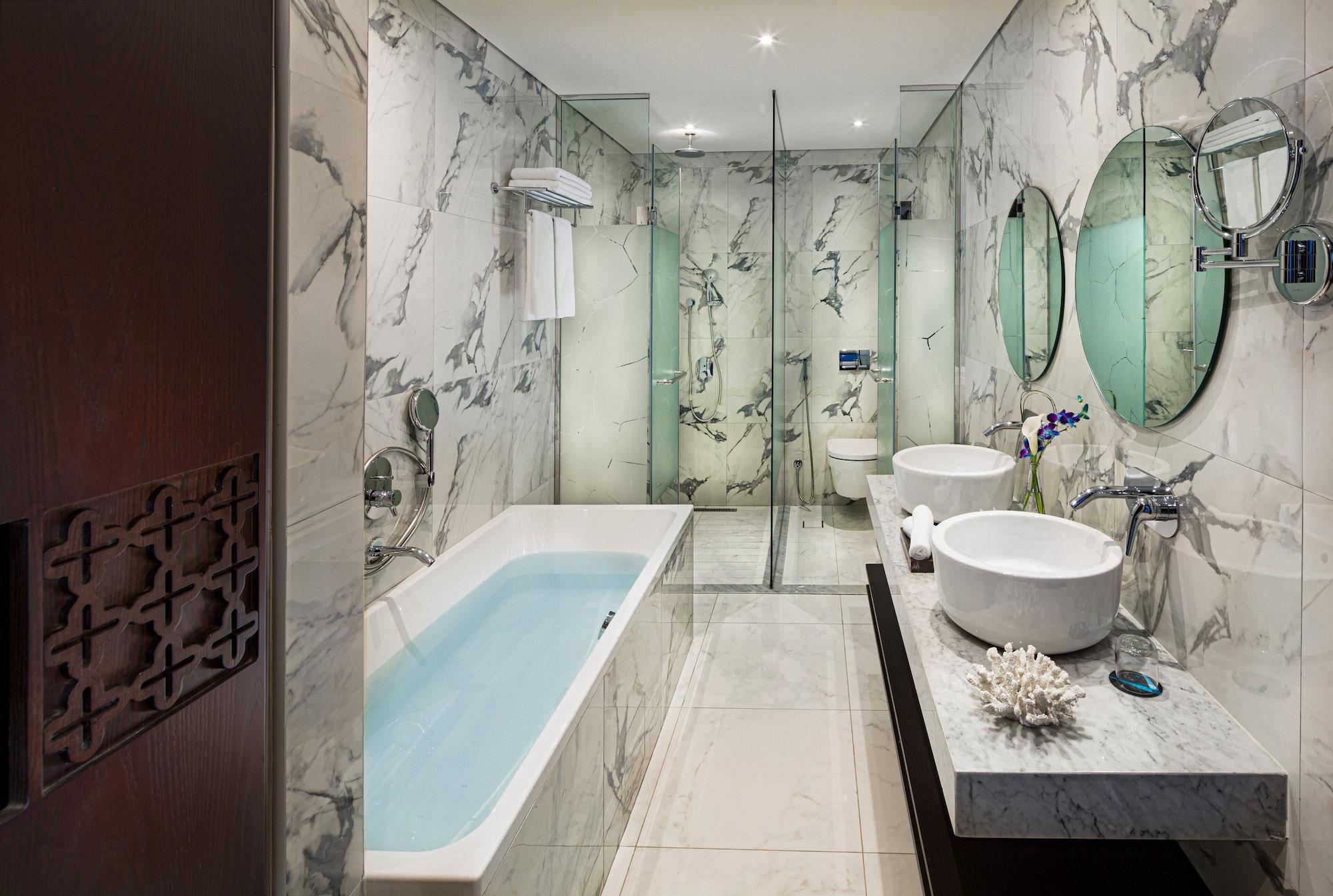 Hotel Millennium Place Marina Dubai
