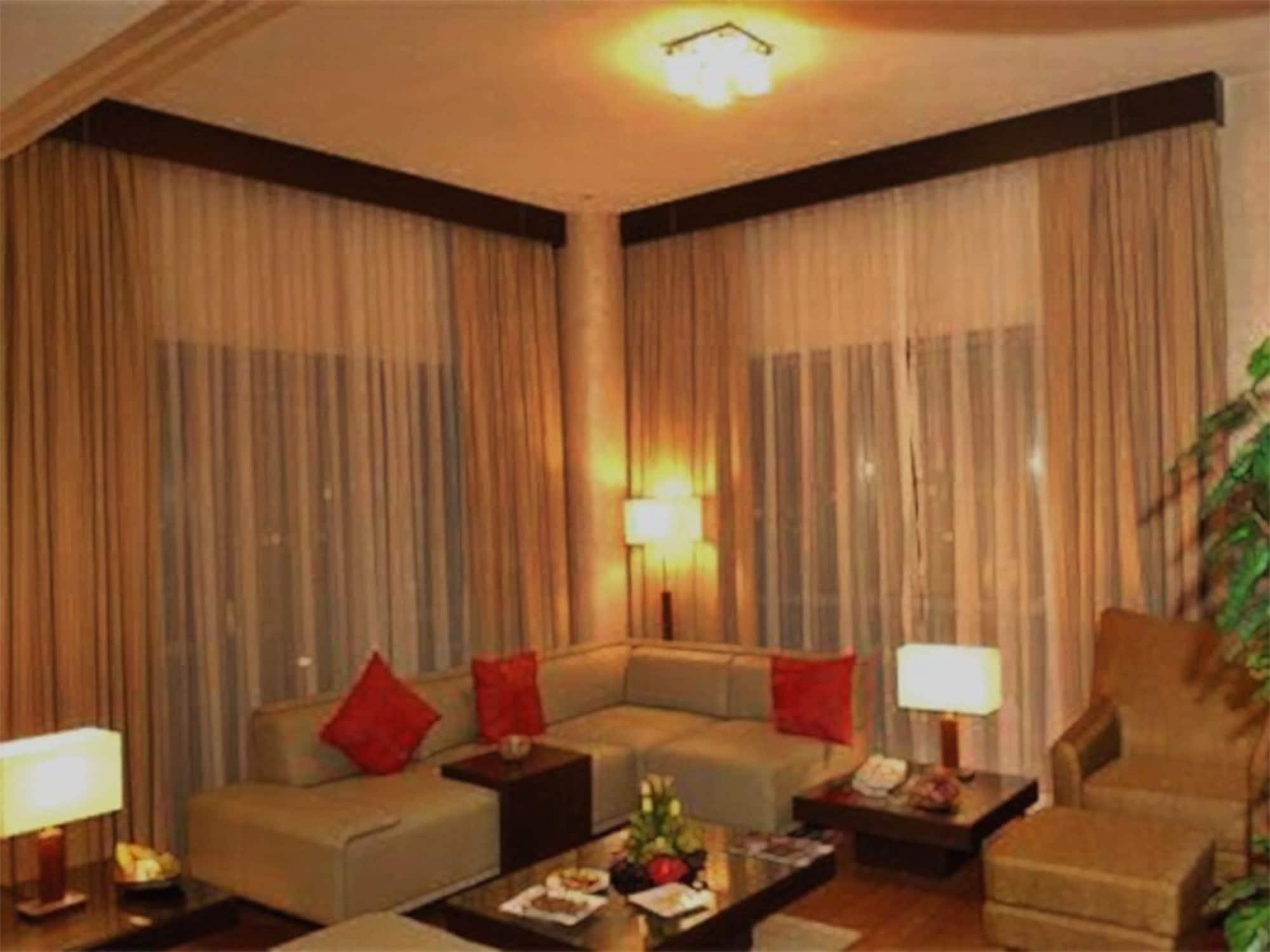 Tulip Creek 4* Dubai