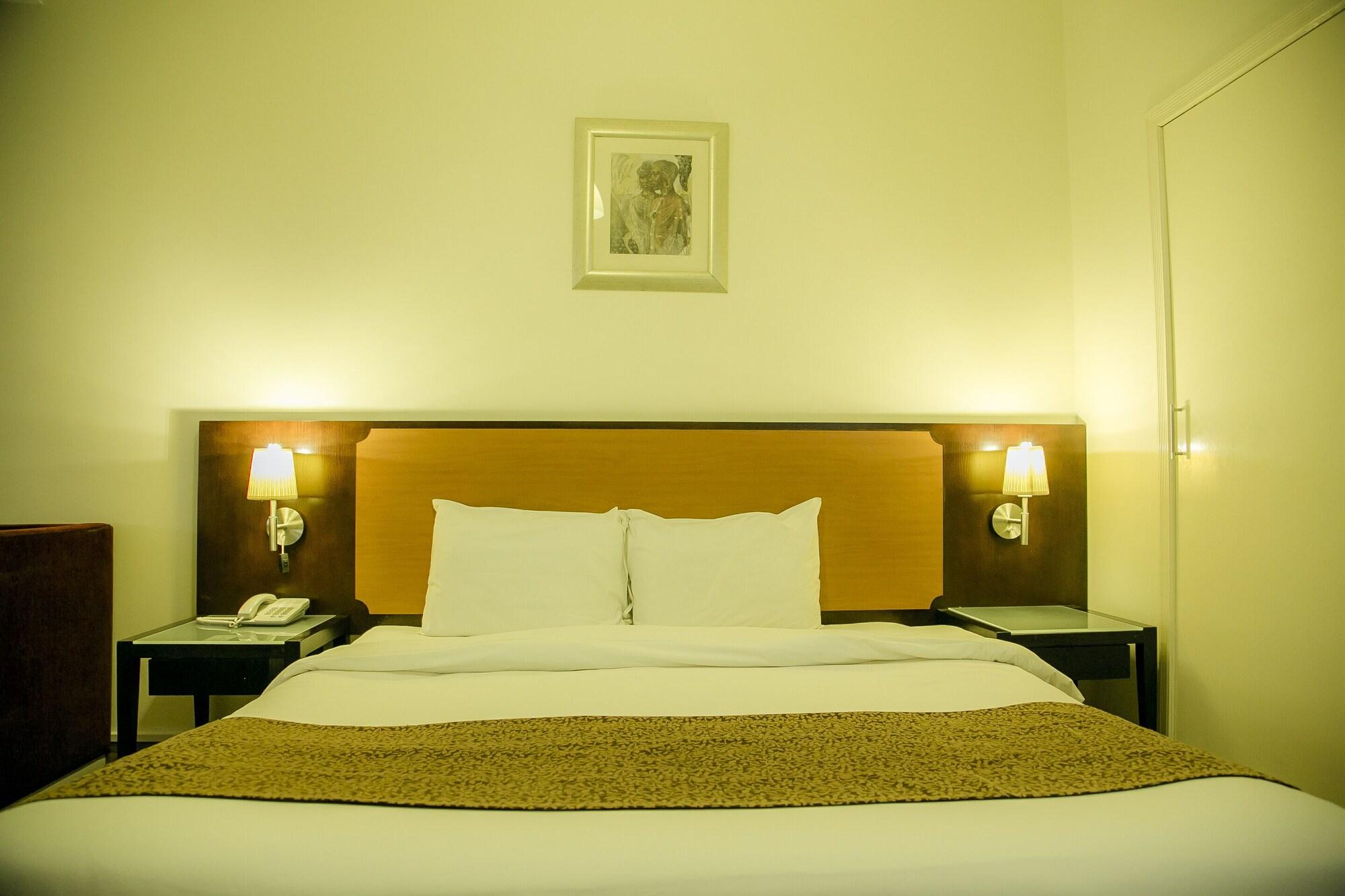 Hotel Phoenicia Grand Dubai