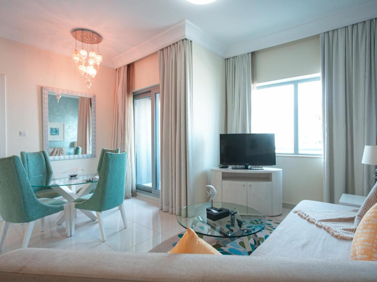 Luxurious - Damac Mall Street Apartment
