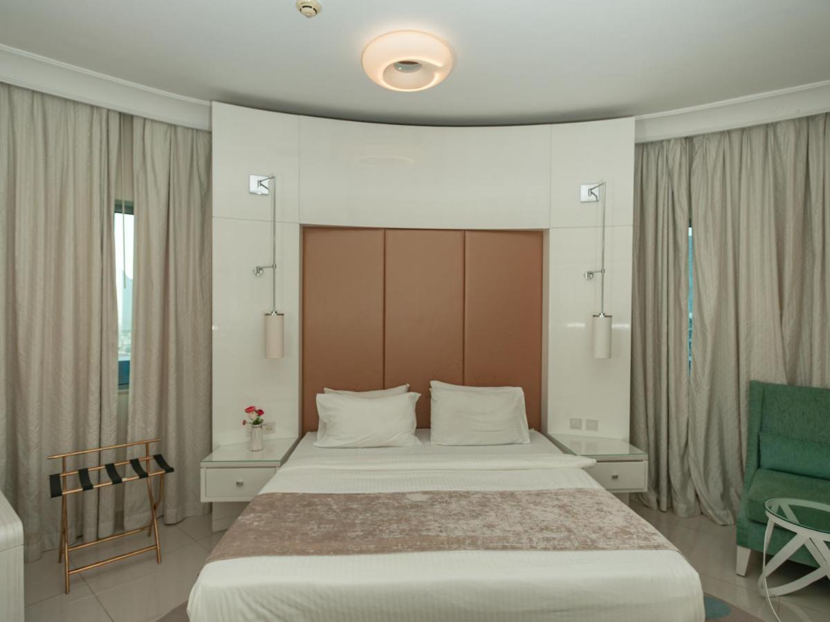 Oskena Vacation Homes - Damac Maison Mall Street Apartment Dubai