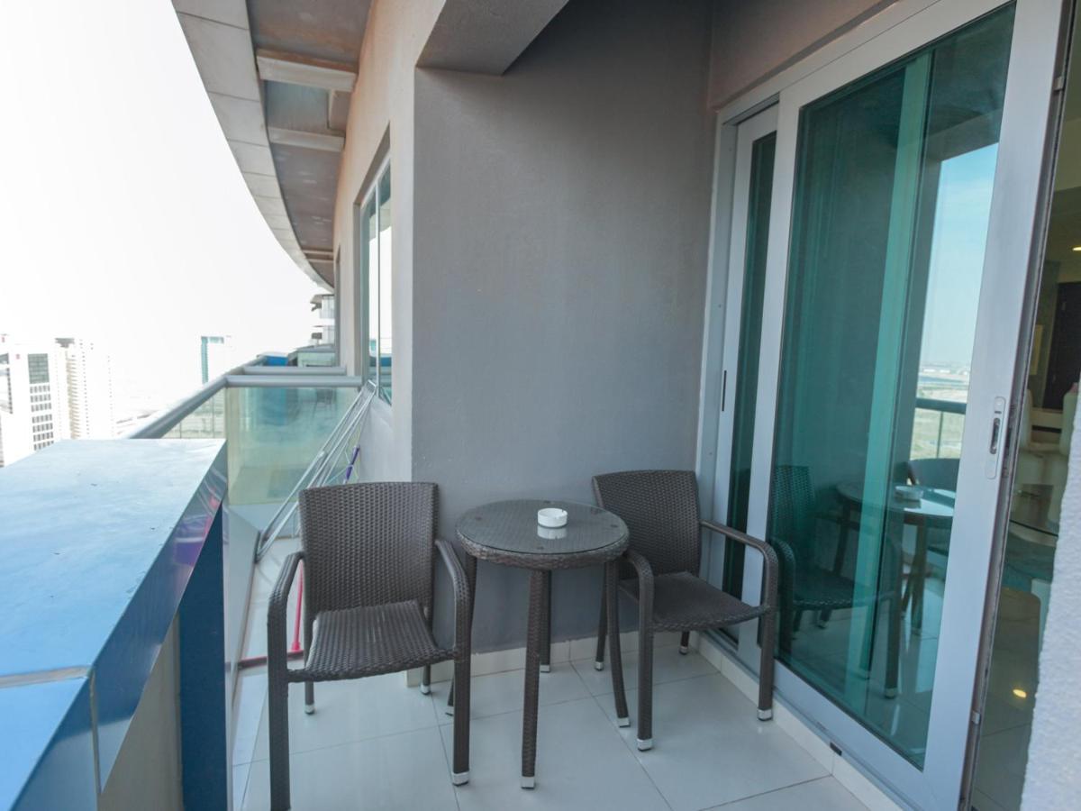 Apartment Luxurious - Damac Mall Street *