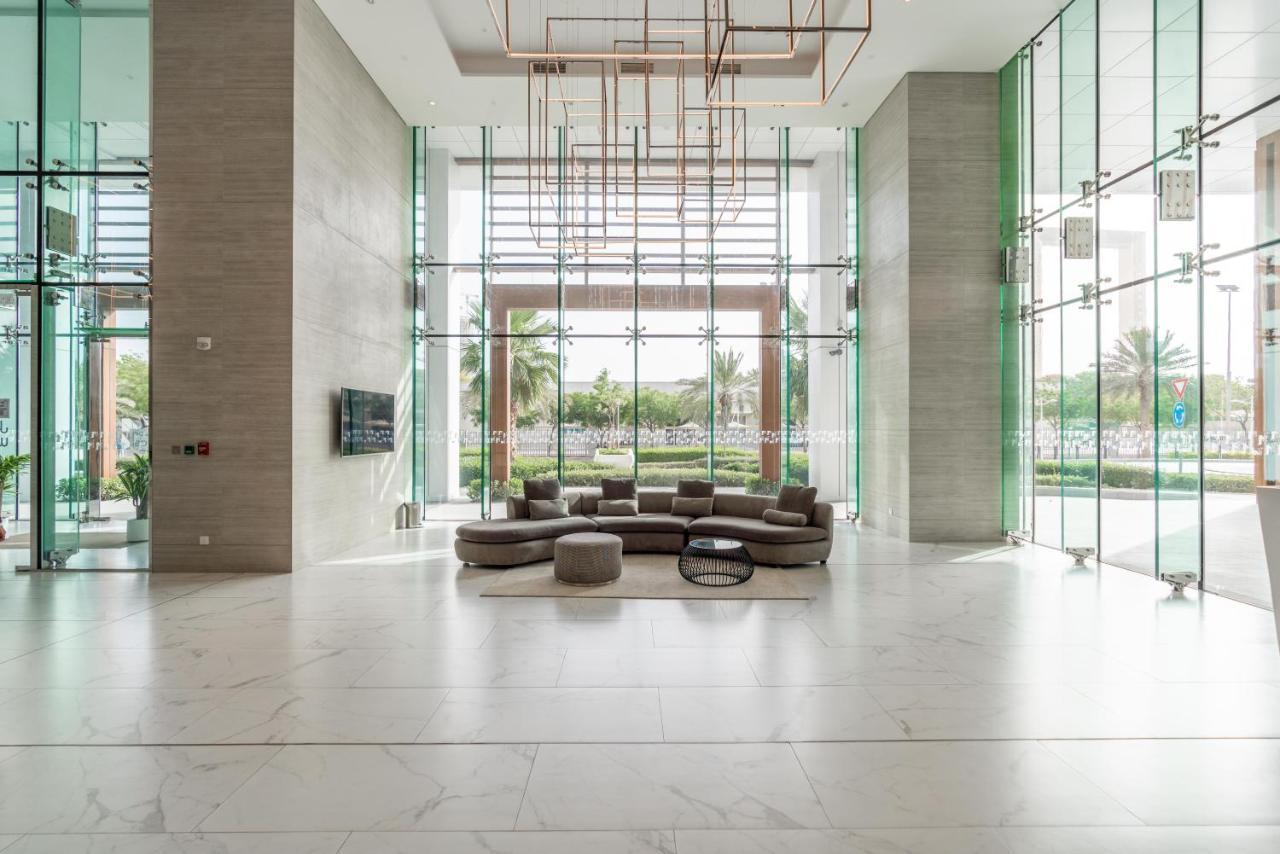 Ultimate - 3 Beds - Scenic Panoramic Views - Right At Metro Station - 5-10min To Sea, Burj Khalifa, Old Town, Downtown - 15min From Airport Apartamento *