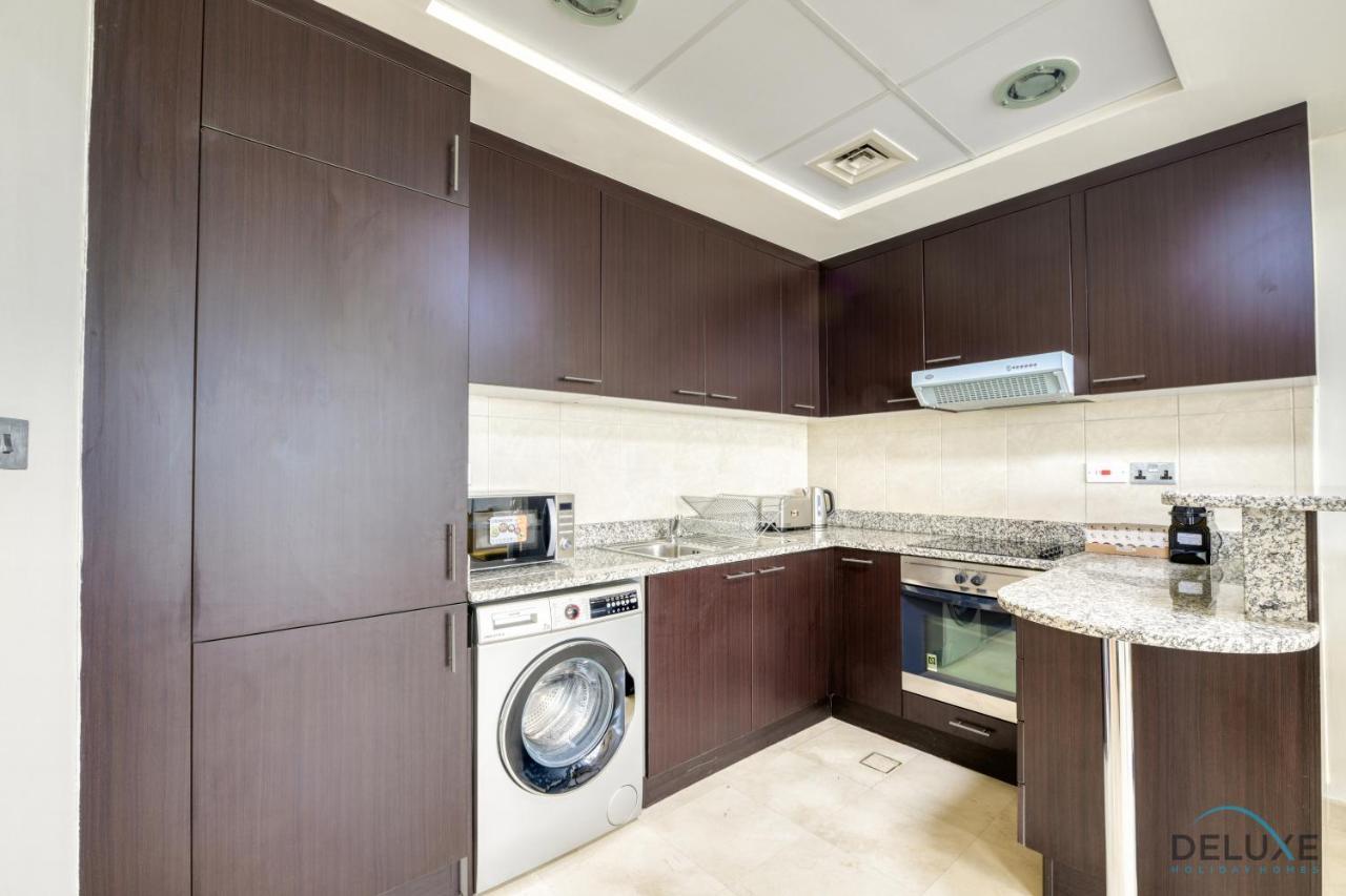Refreshing At Sky Gardens Difc By Deluxe Homes Apartment