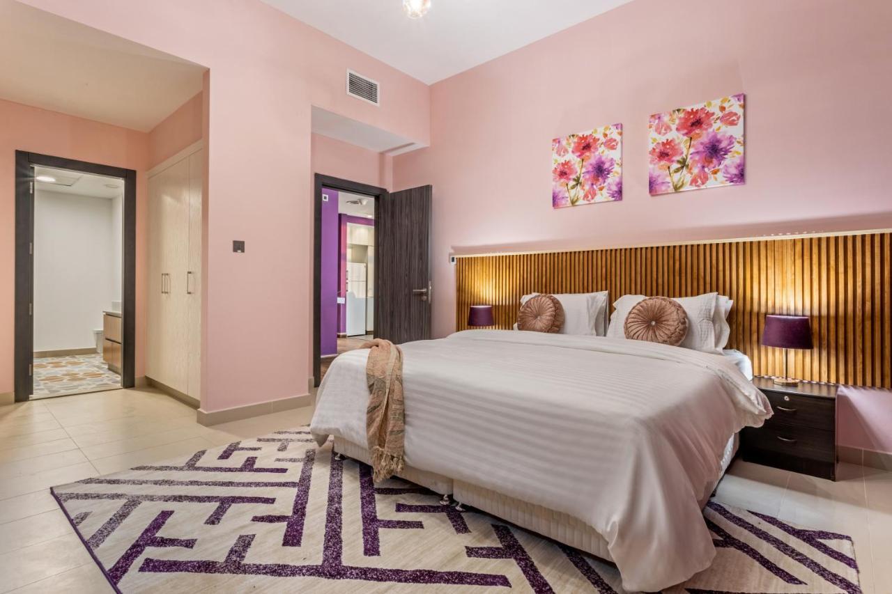 Live In Style. Luxury Destination - Oia - Motor *