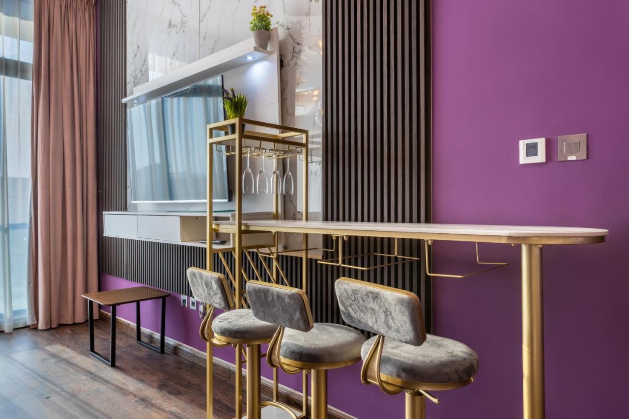 Apartment Live In Style. Luxury Destination - Oia - Motor