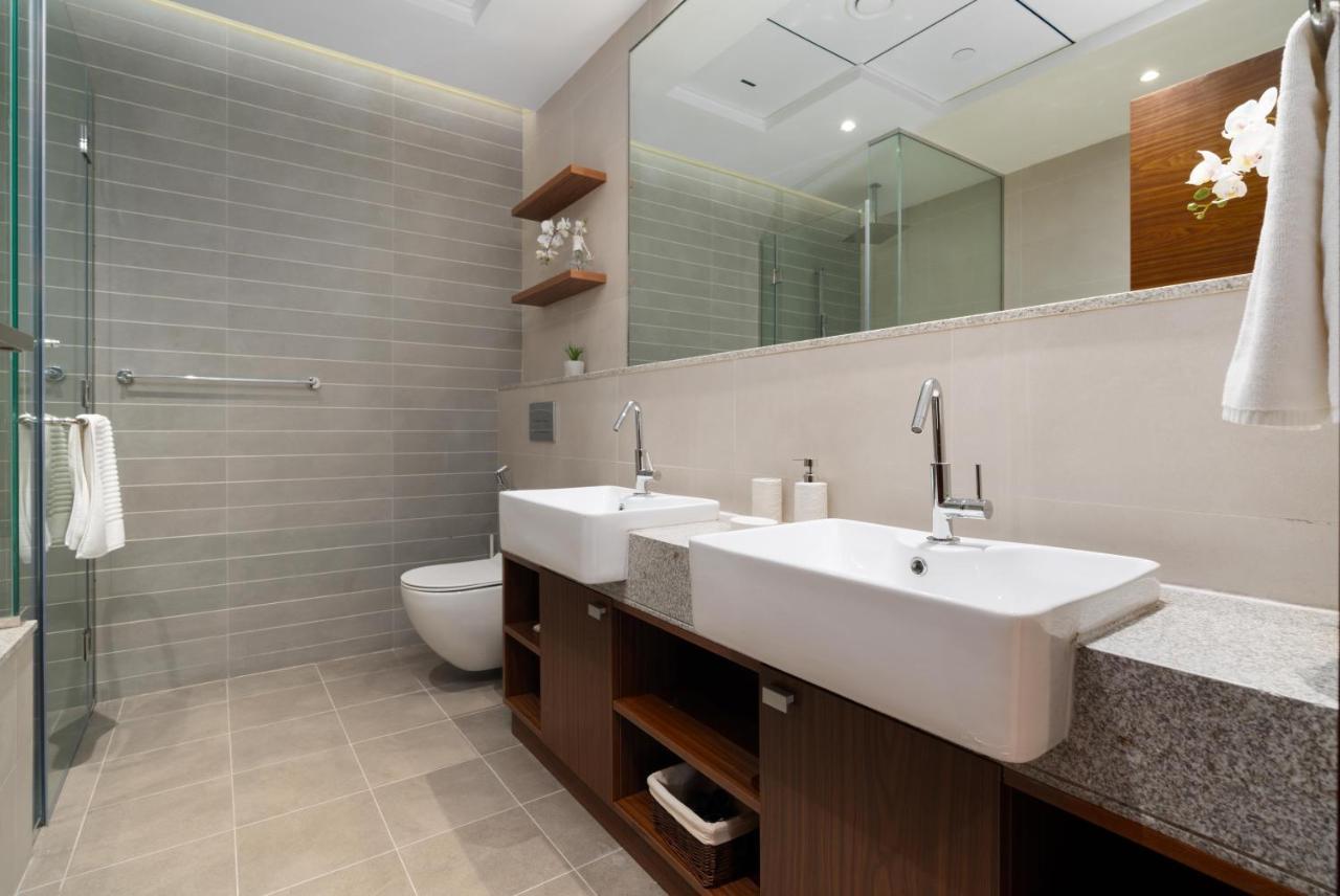 Ultimate - 3 Beds - Scenic Panoramic Views - Right At Metro Station - 5-10min To Sea, Burj Khalifa, Old Town, Downtown - 15min From Airport Apartamento