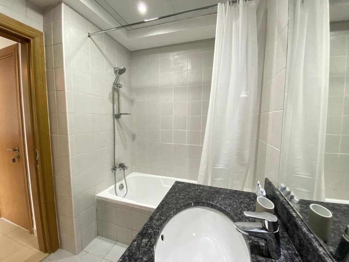 Apartment Lux Bnb I Mayfair Tower I Sky Line Views *