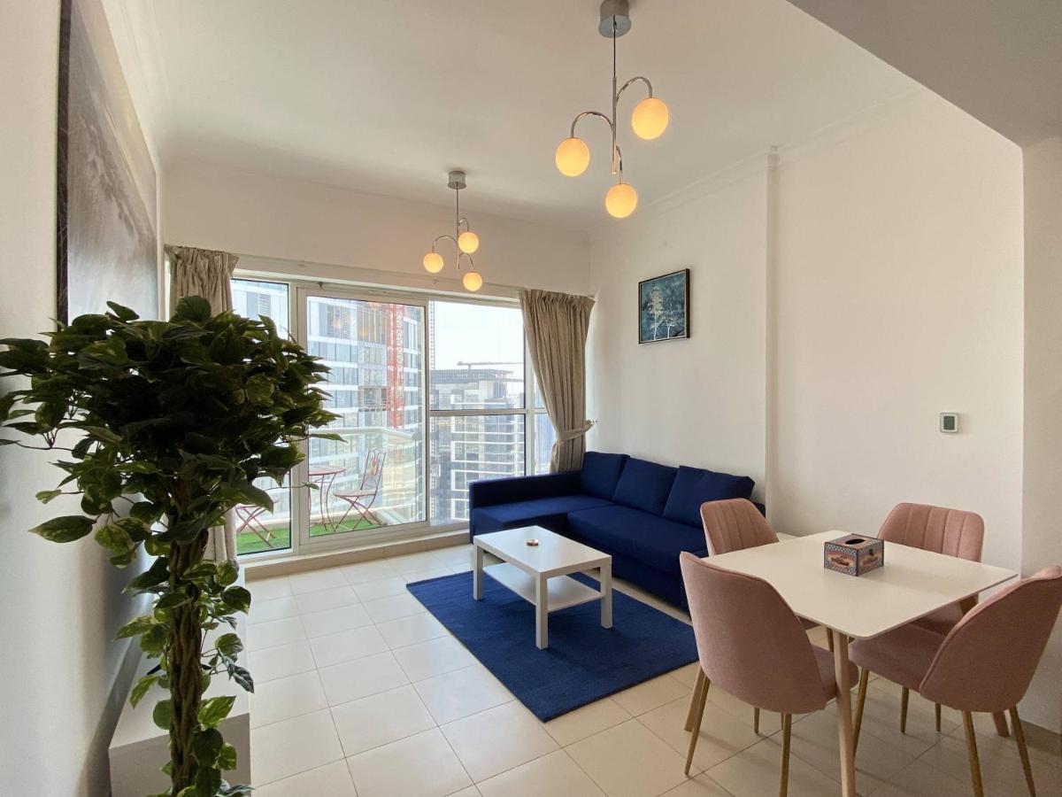 Apartment Lux Bnb I Mayfair Tower I Sky Line Views Dubai