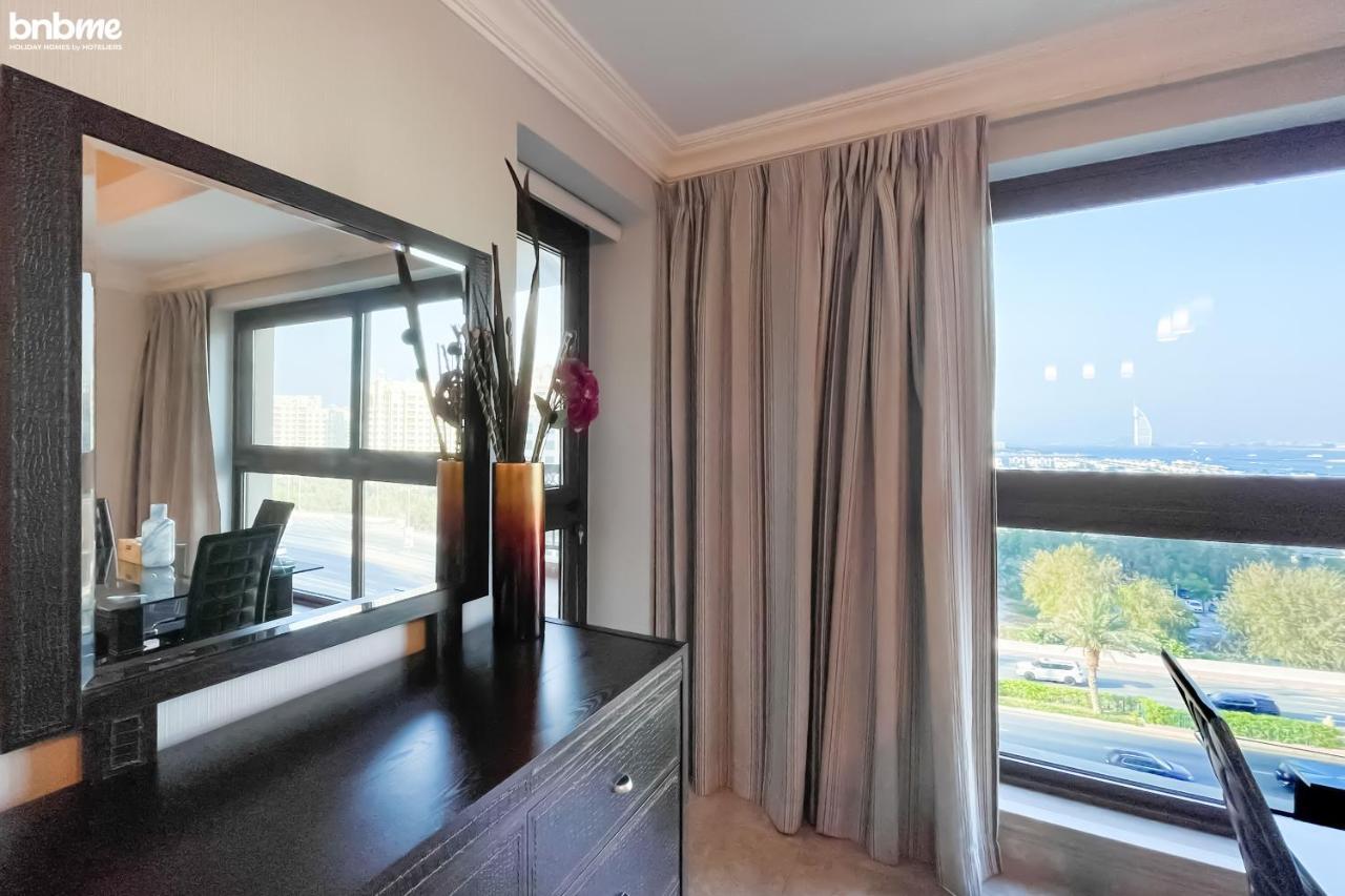 Bnbme - Comfy In Palm Jumeirah Apartment Dubai