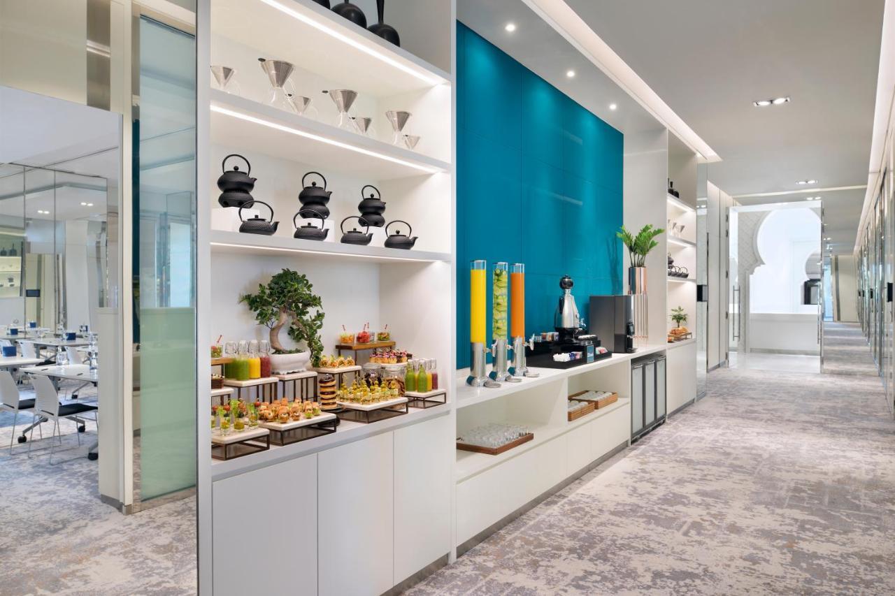 Hotel Arjaan By Rotana - Media