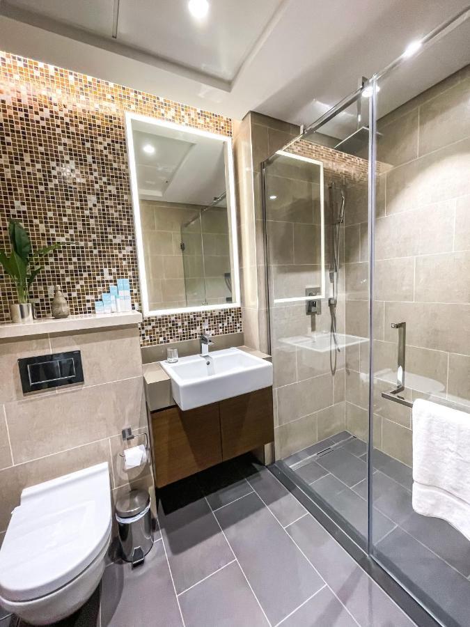 By Latinem Luxury G6-6103 Near Burj Khalifa Apartment
