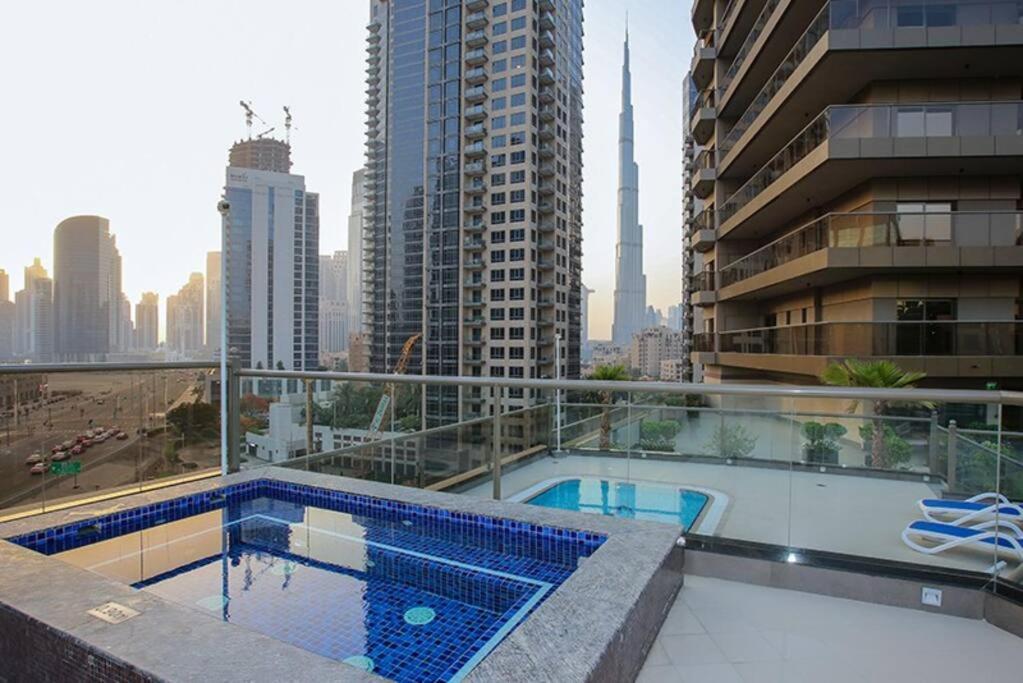 Amazing Studio In Downtown With Burj Khalifa View Apartment *