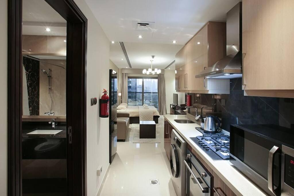 Amazing Studio In Downtown With Burj Khalifa View Dubai