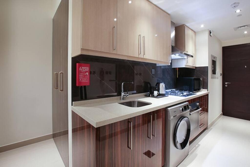 Apartment Amazing Studio In Downtown With Burj Khalifa View *