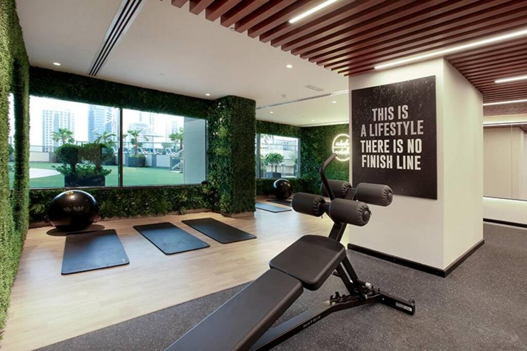 Amazing Studio In Downtown With Burj Khalifa View Apartment