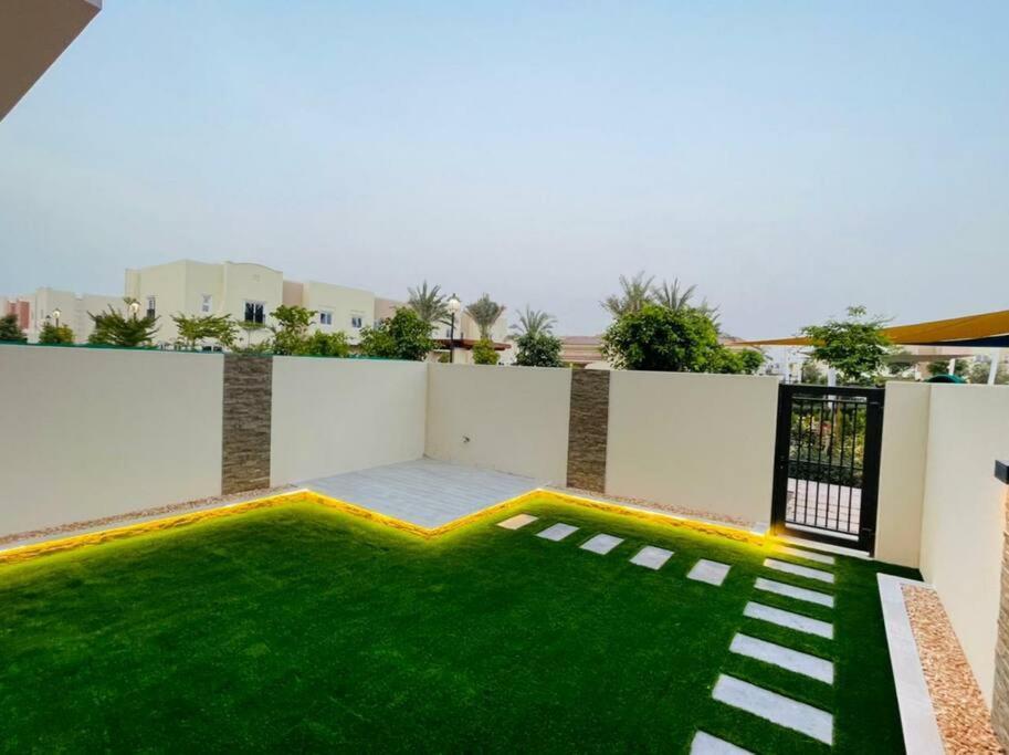 Elite Inn: Amaranta75 * Dubai