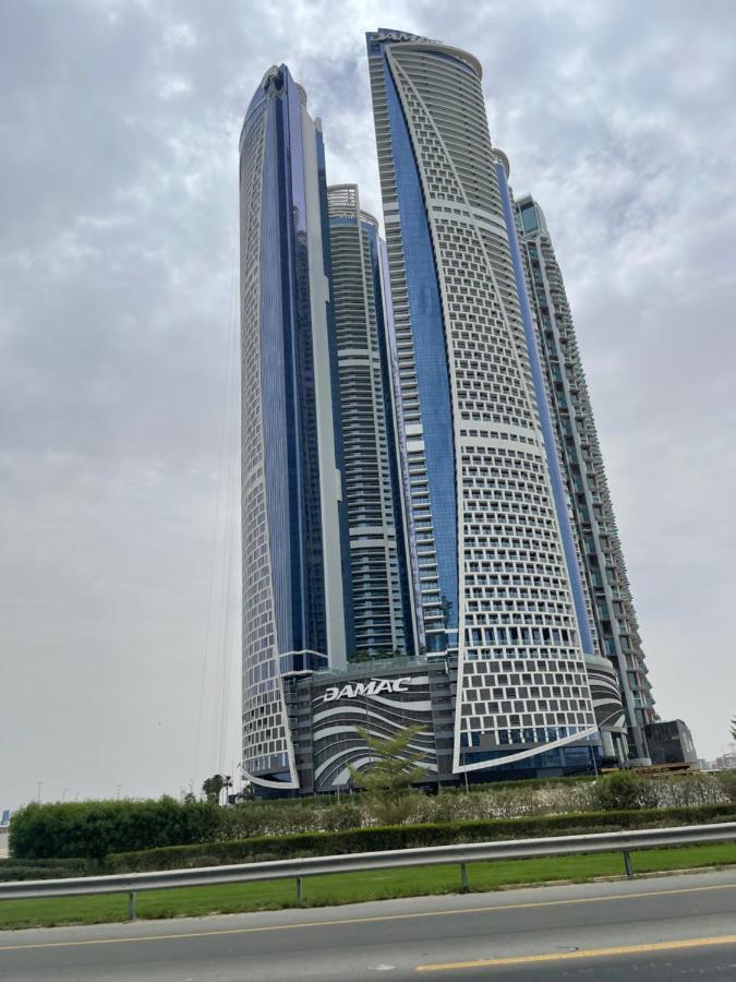 A3301 Paramount 5 Star Two Bedroom Burj Khalifa Around