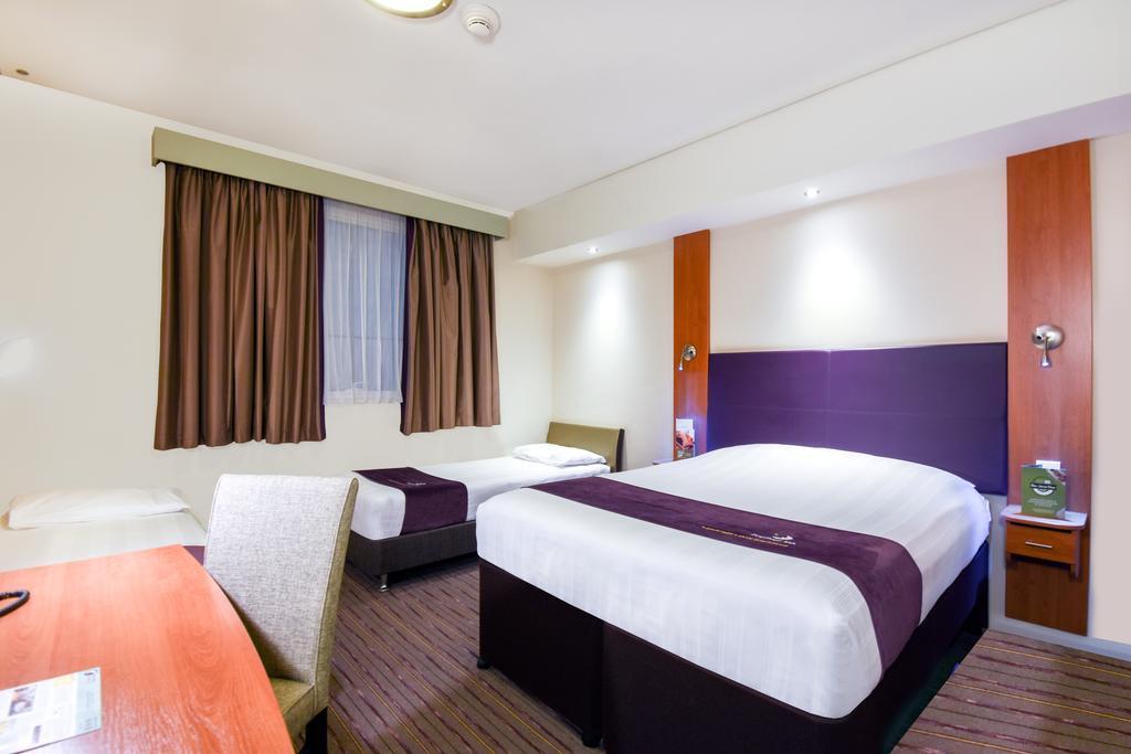 Hotel Premier Investments Park