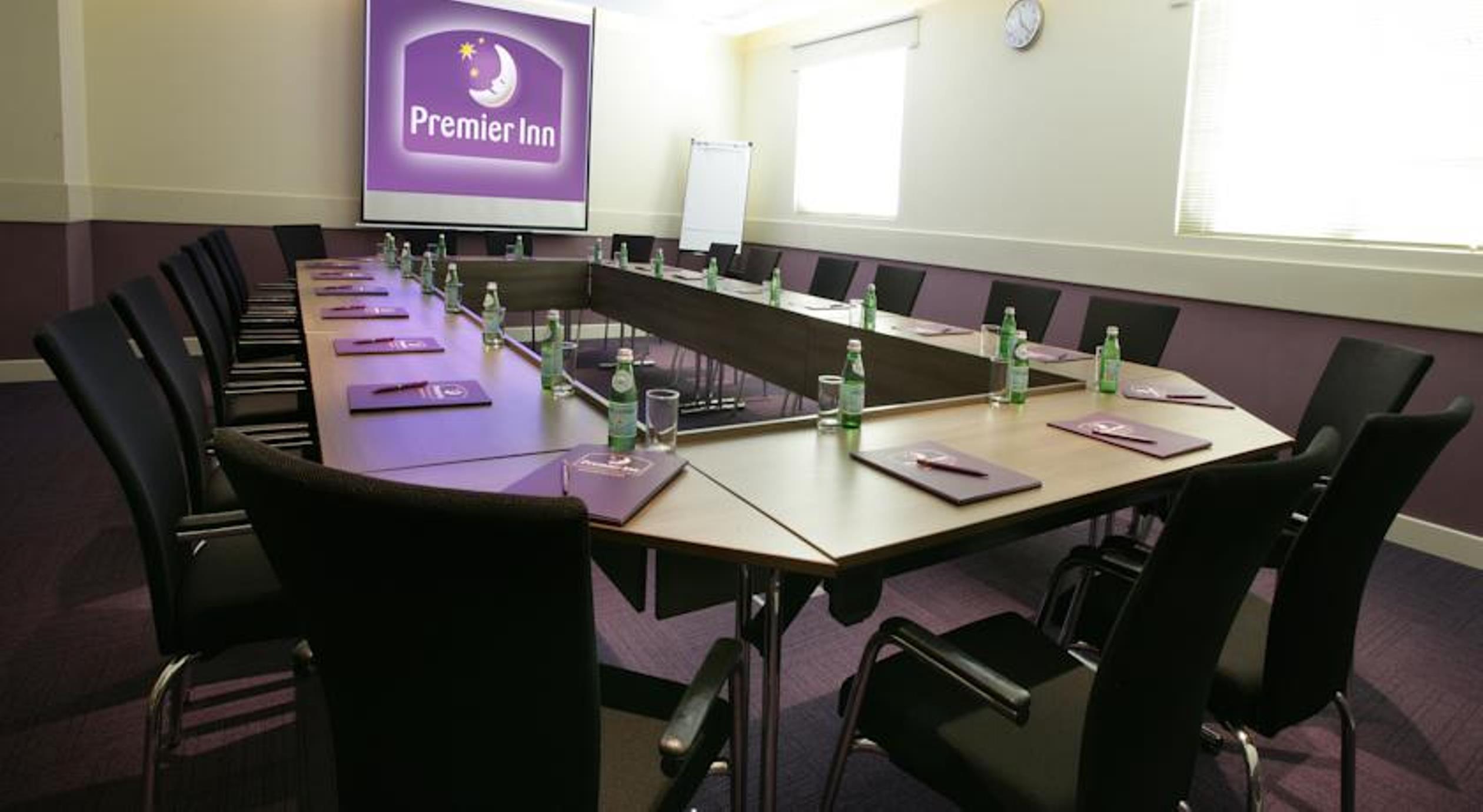 Premier Investments Park Hotel