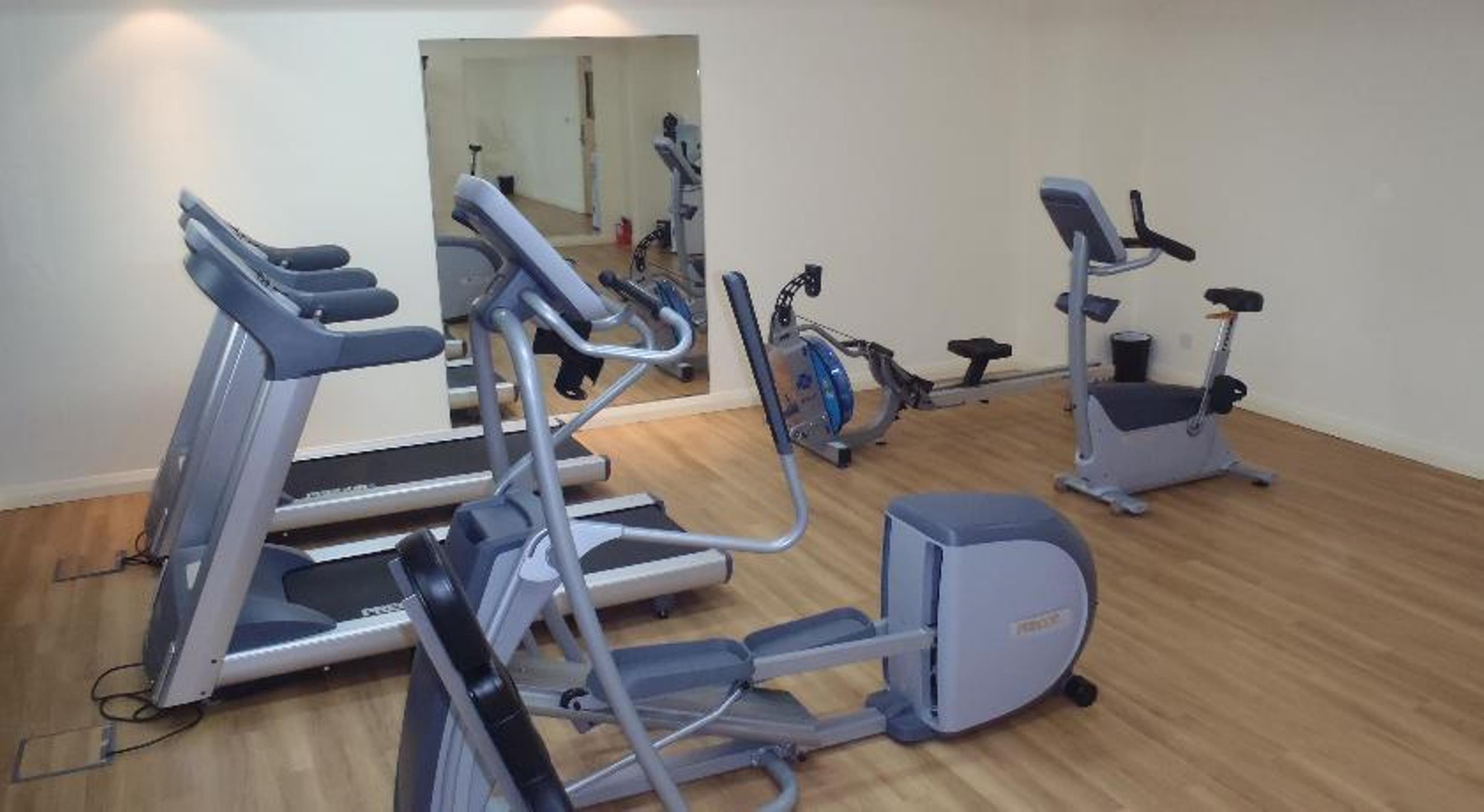 Premier Investments Park Hotel Dubai