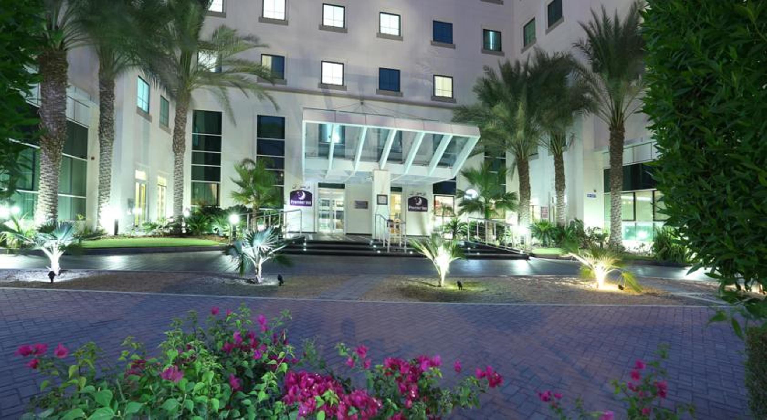 Premier Investments Park Hotel 3*