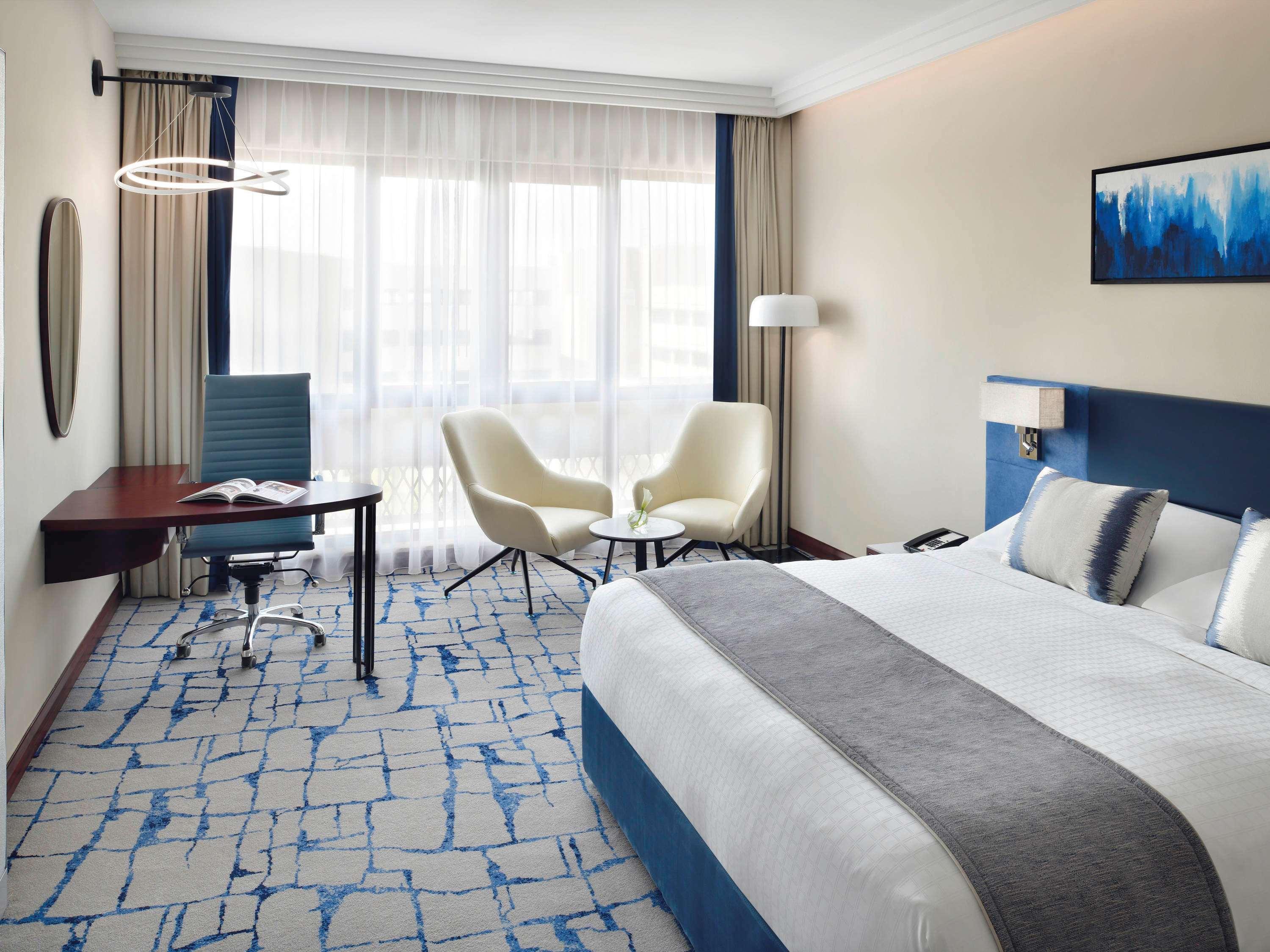 Moevenpick & Bur Hotel Dubai