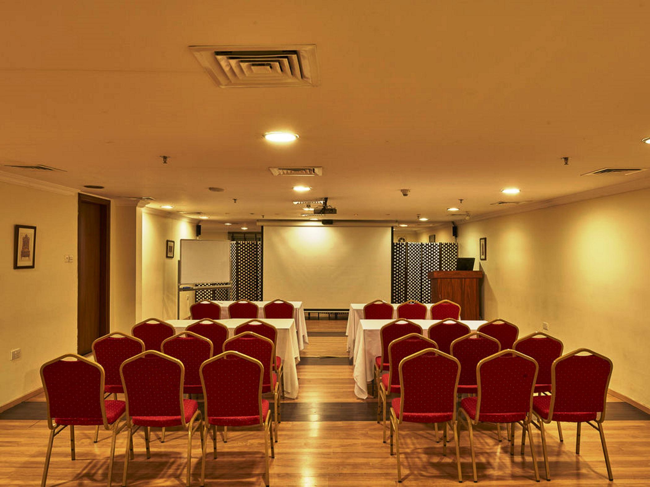 Arabian Dreams Aparthotel 4*