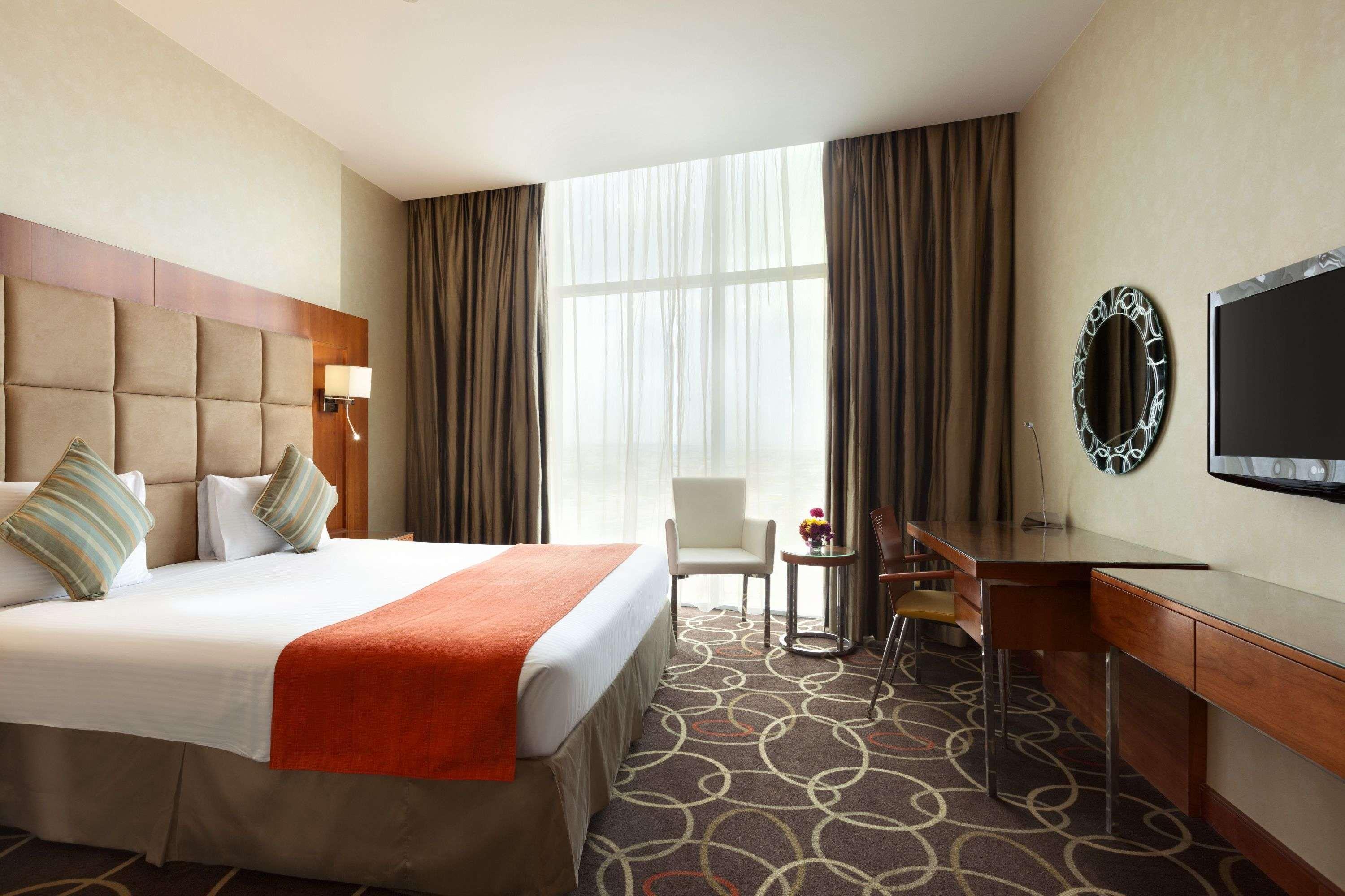 Montreal Barsha Hotel Dubai