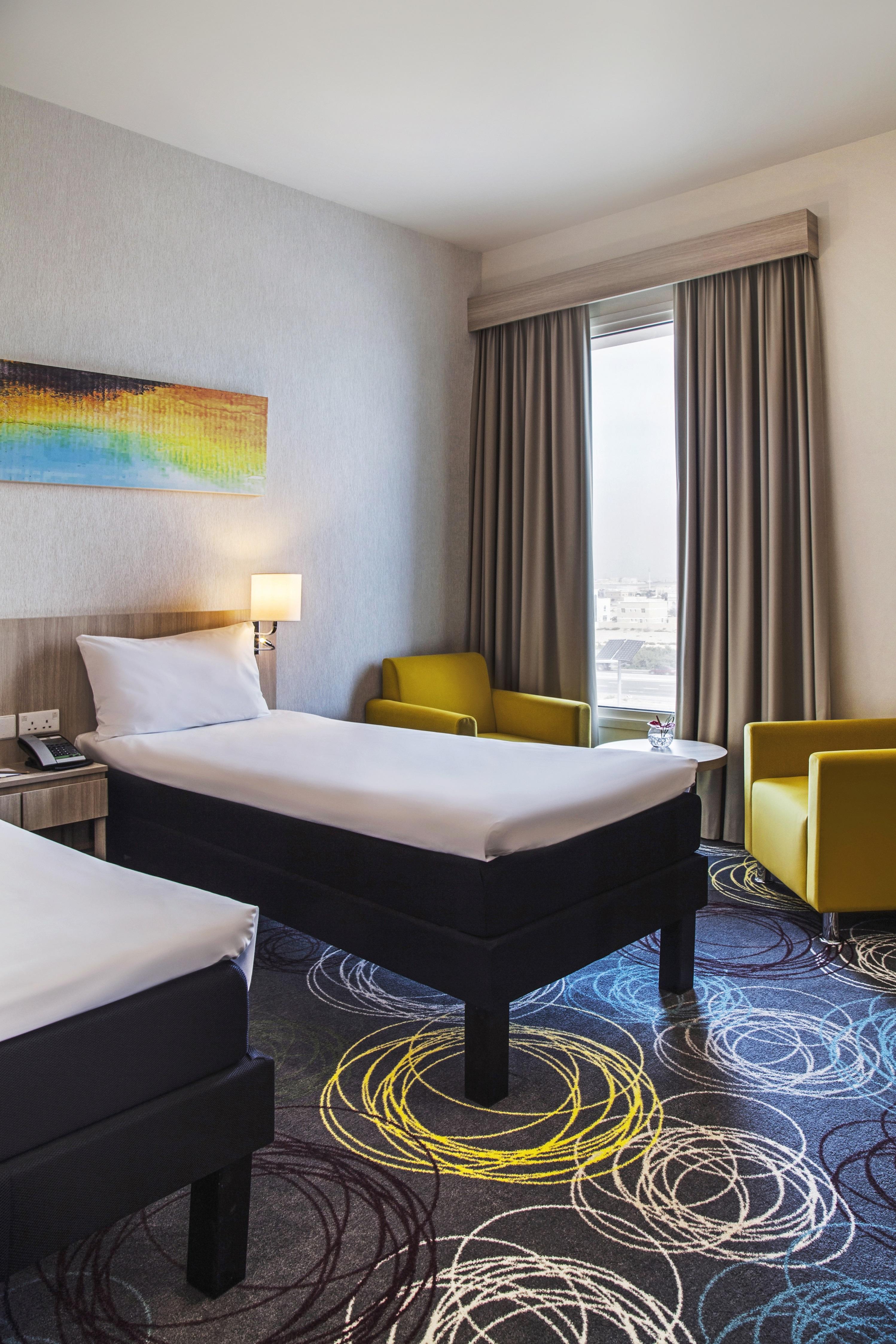 Ibis Styles Dragon Mart 3*