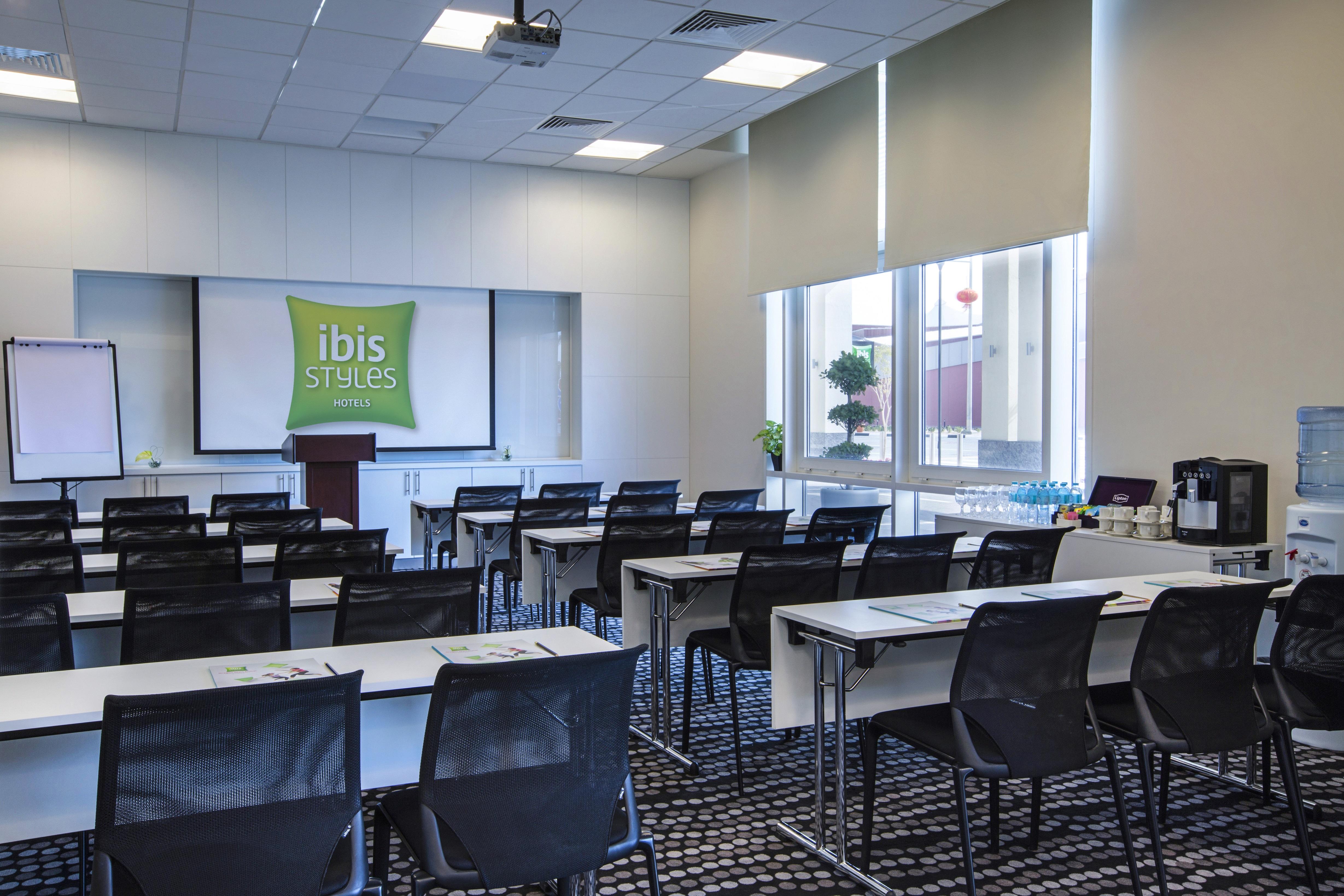 Ibis Styles Dragon Mart 3* Dubai