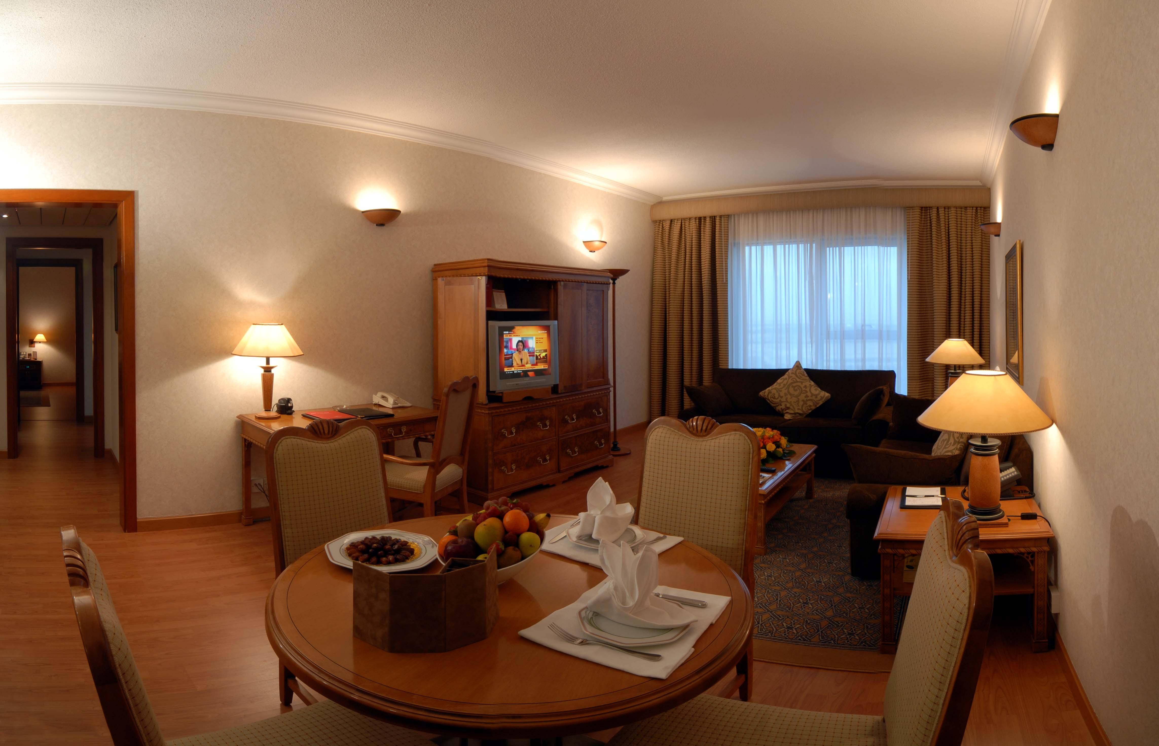 Millennium Plaza Downtown 5*