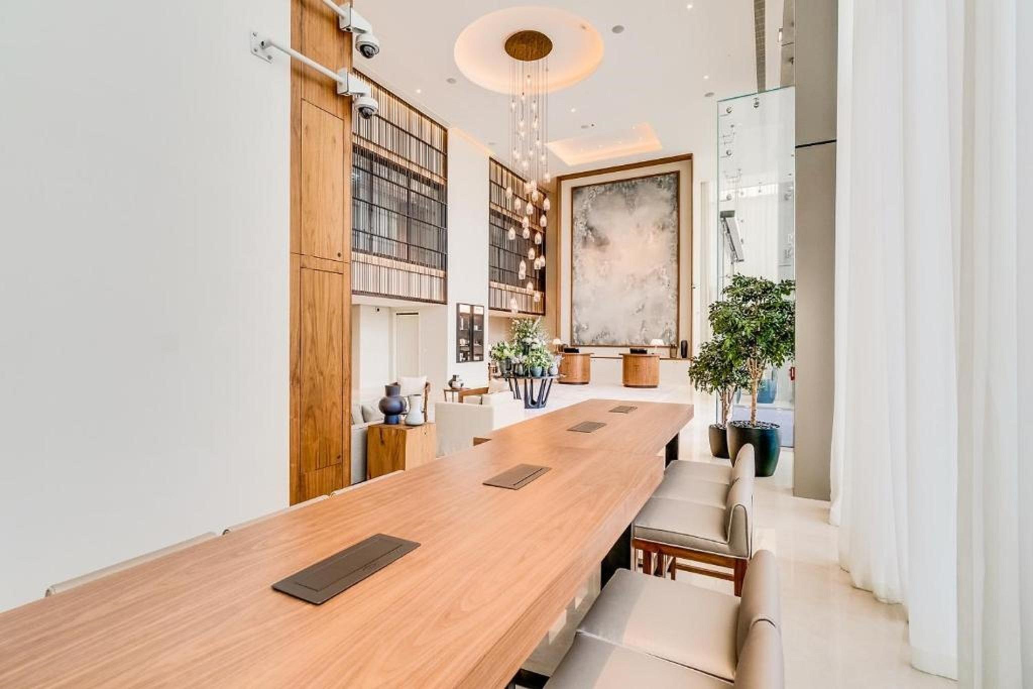 Vida Residences Downtown