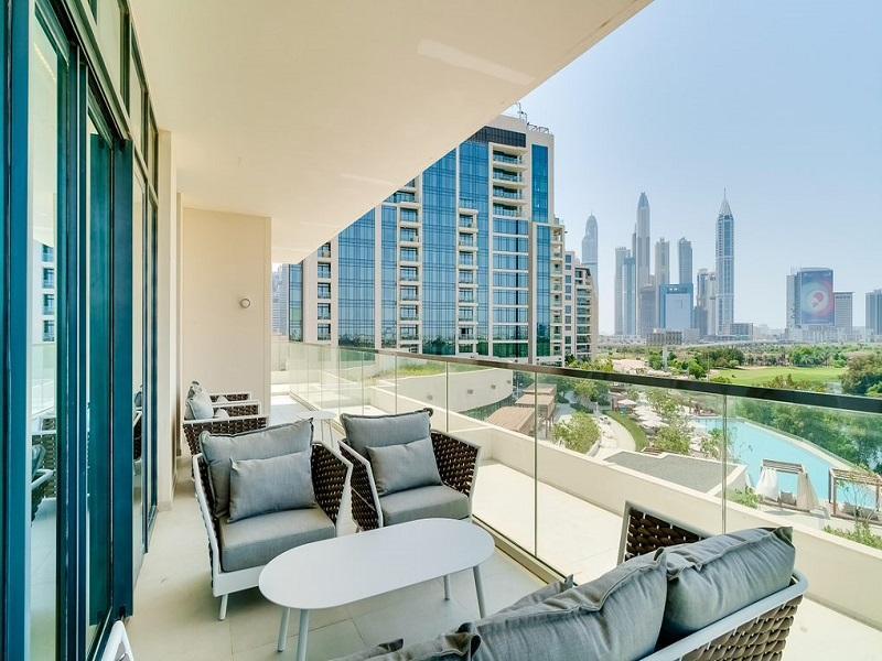 Vida Residences The Hills Hotel 4*