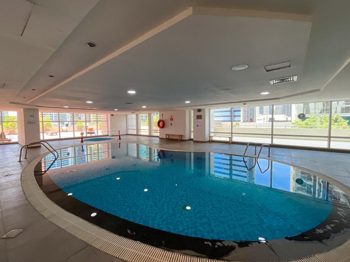 Daire Higuests - Modern With Incredible Skyline View Dubai