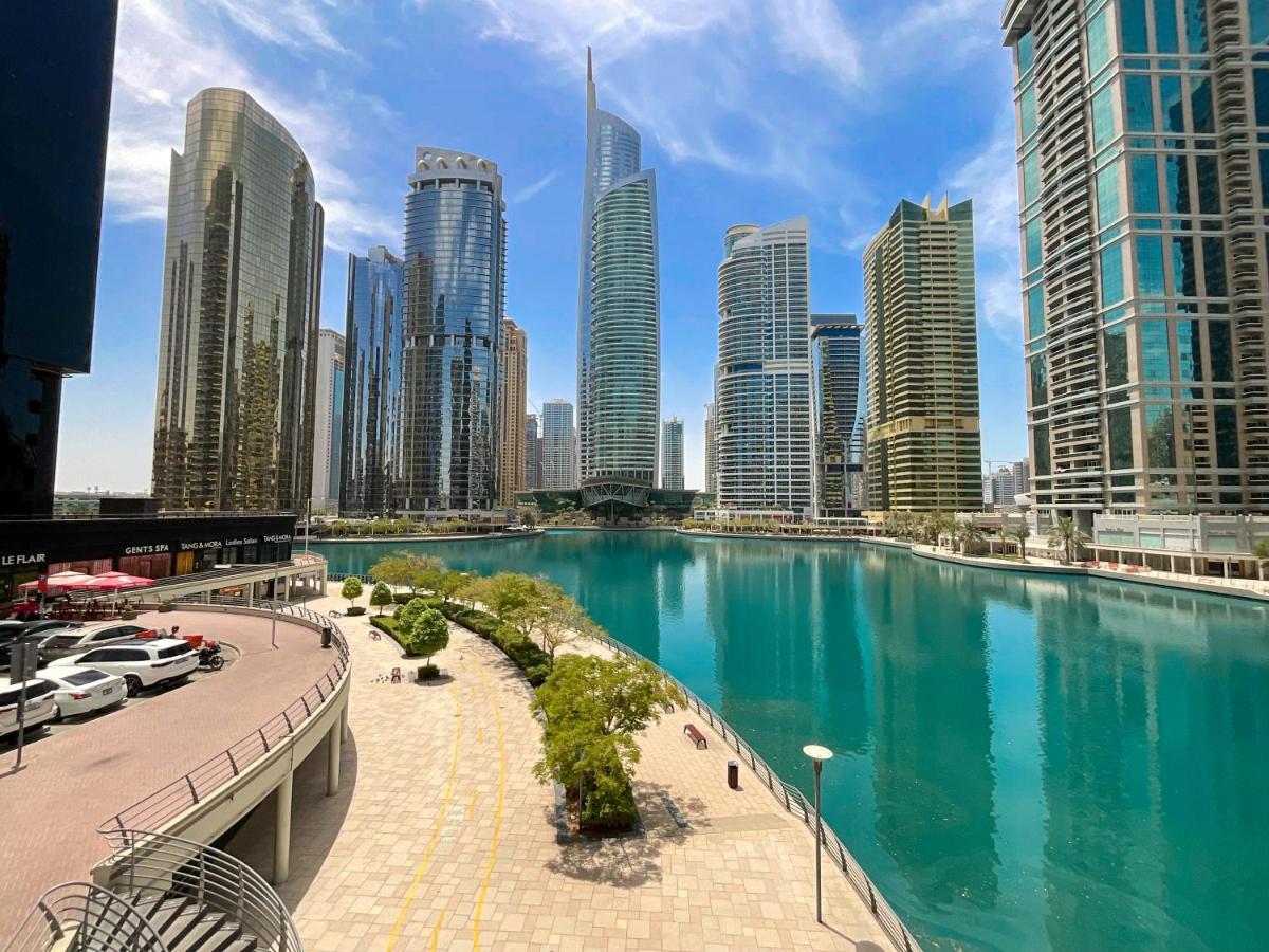 Higuests - Modern With Incredible Skyline View Daire