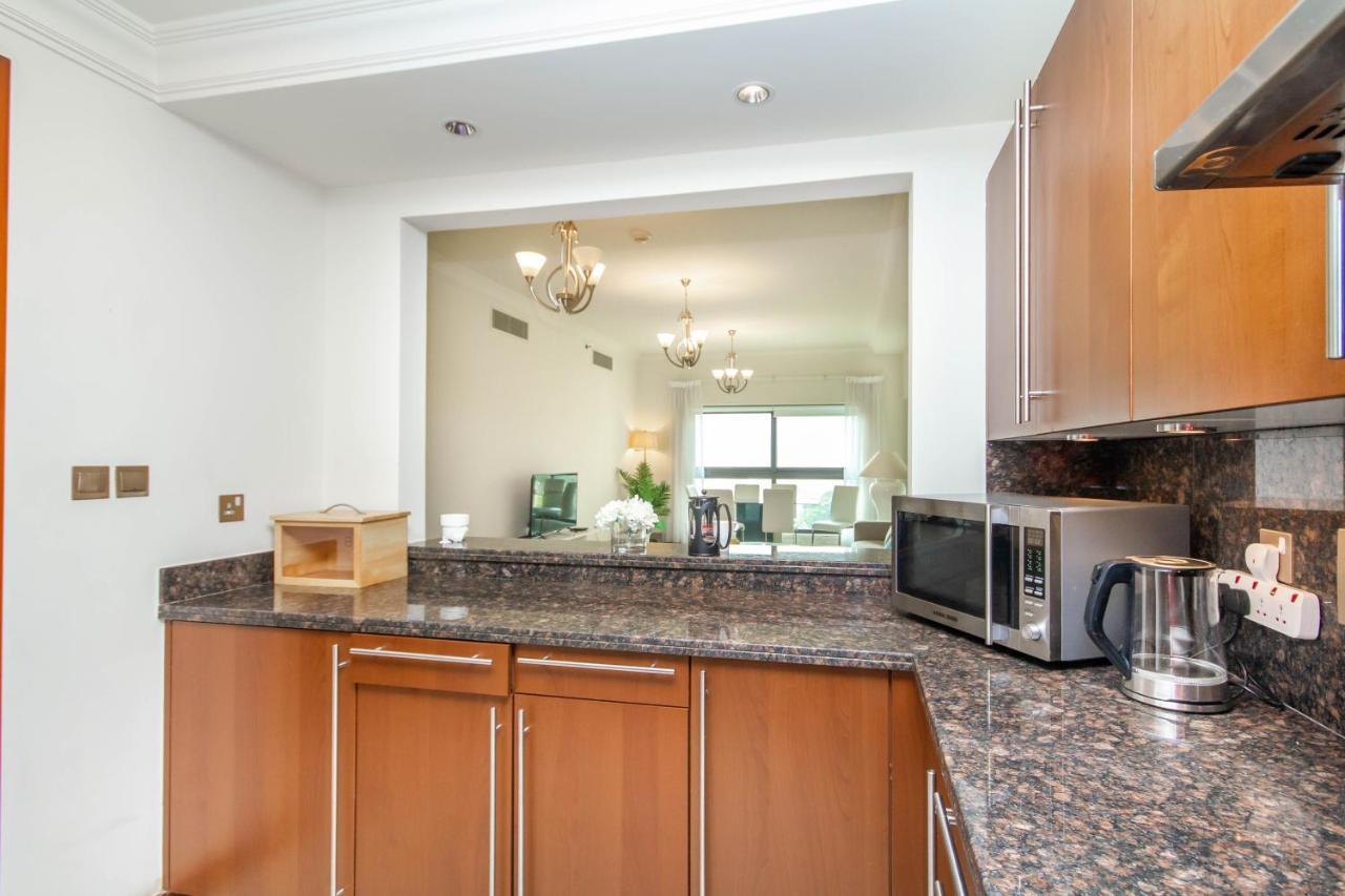 Bespoke Homes - Palm Jumeirah- 2 Bedroom & Pool Access, South Apartment Dubai