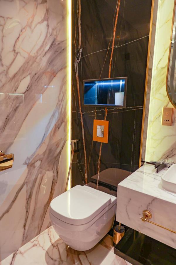 The Burj Khalifa View - Luxury In Downtown * Dubai