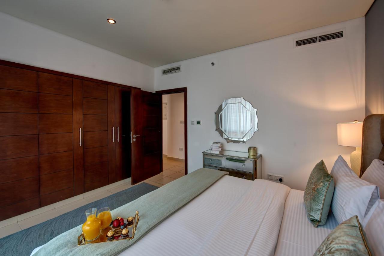 Holiday home Durrani Homes - Iconic Burj Views Living *
