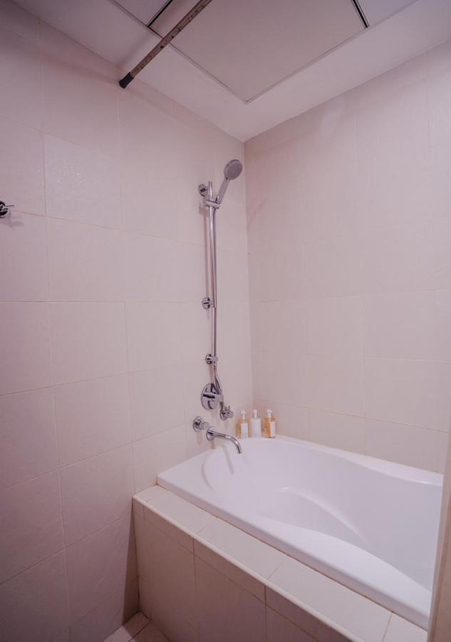 Nasma Luxury Stays - Standpoint Tower A