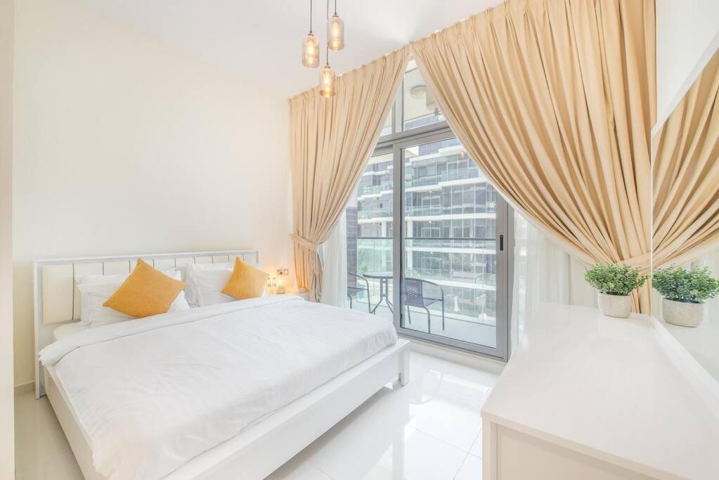Daire Lovely 1bedroom Damac Hills Surrounded By Dubai