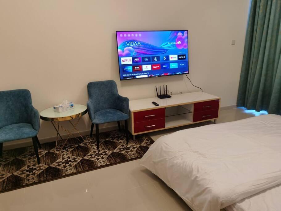 Gharfar 31715 Serene Teal Theme-high Floor-pool Apartment *