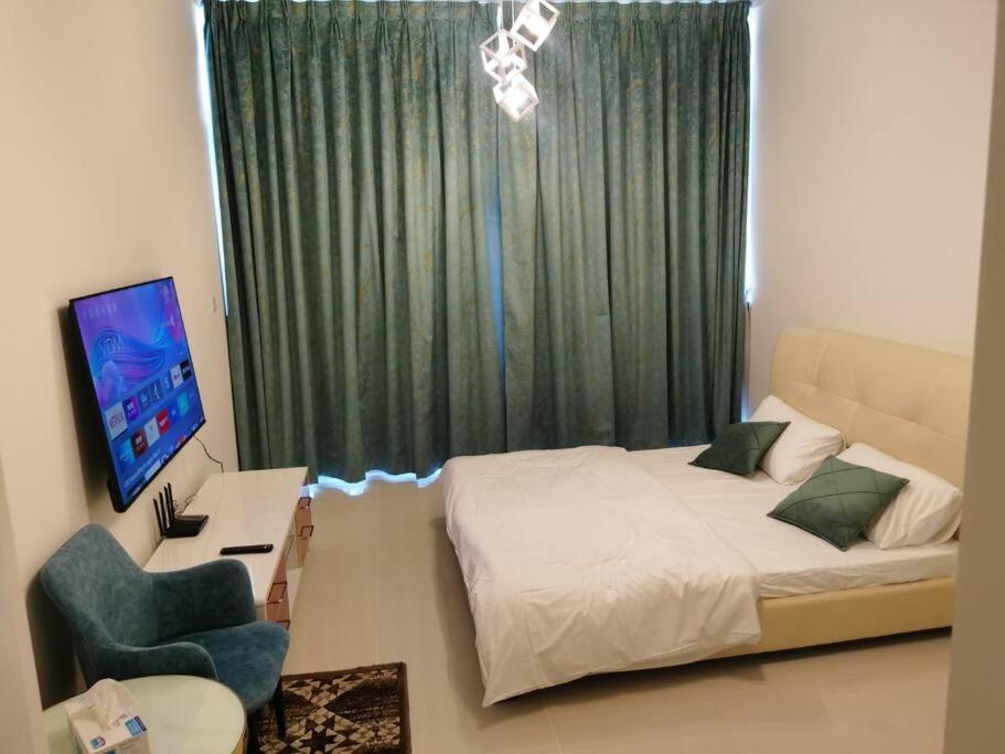 Apartment Gharfar 31715 Serene Teal Theme-high Floor-pool