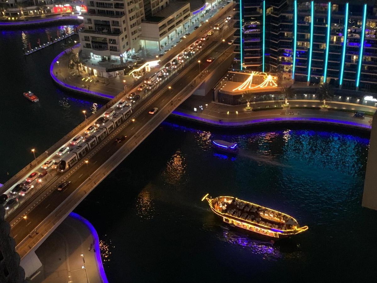 5 Star Serviced With Beach Access In The Heart Of Marina Free Welcome Gift Box Upon Arrival Apartment *